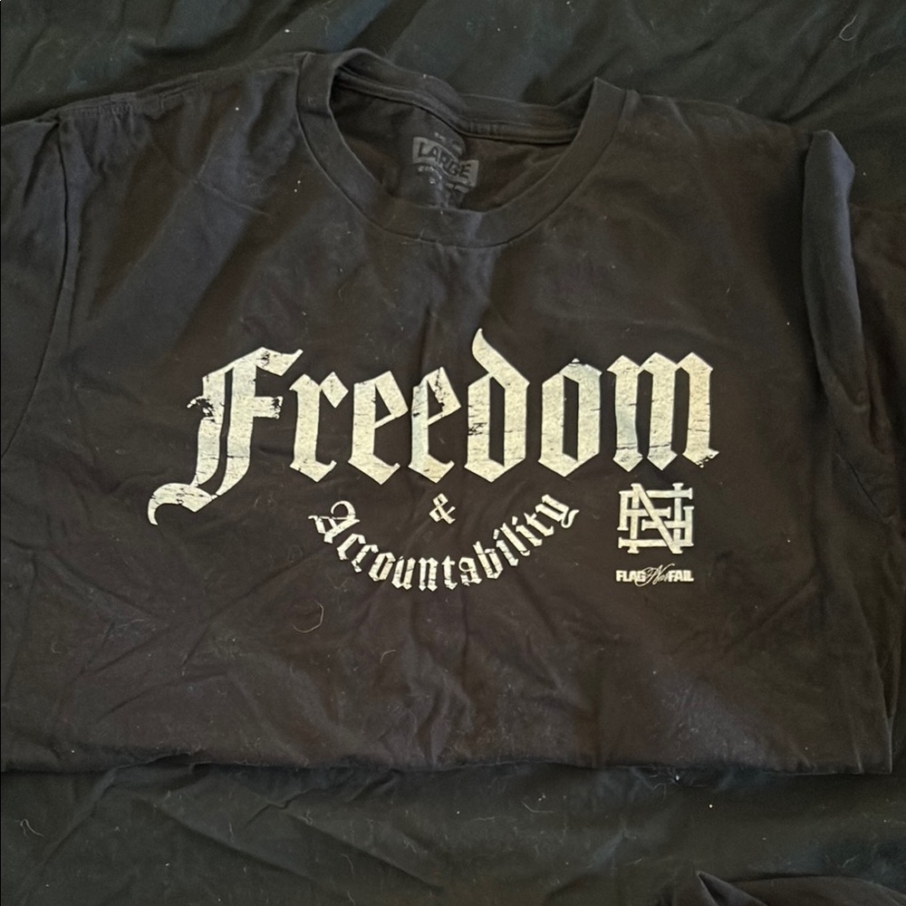 Flag Nor Fail Men’s Tee